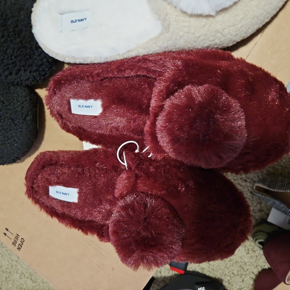 🚫RESERVED 🚫     Slipper Bundle - Picture 3 of 4